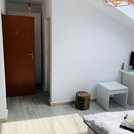 Casa Ryana Self Check-in Motel Gilau