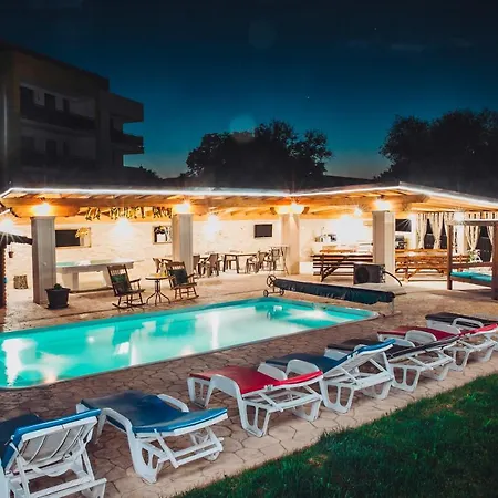 Casa Ryana Self Check-in 3*